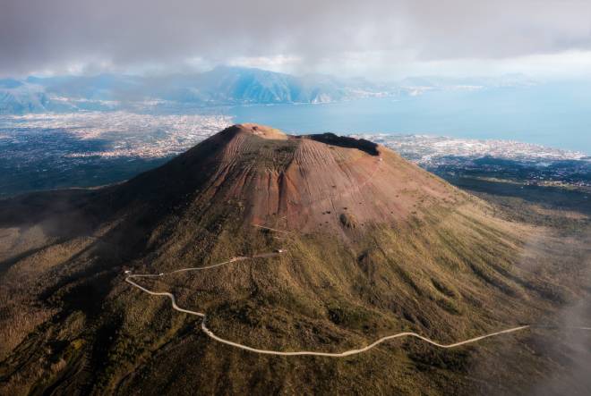 Volcan V&eacute;suve